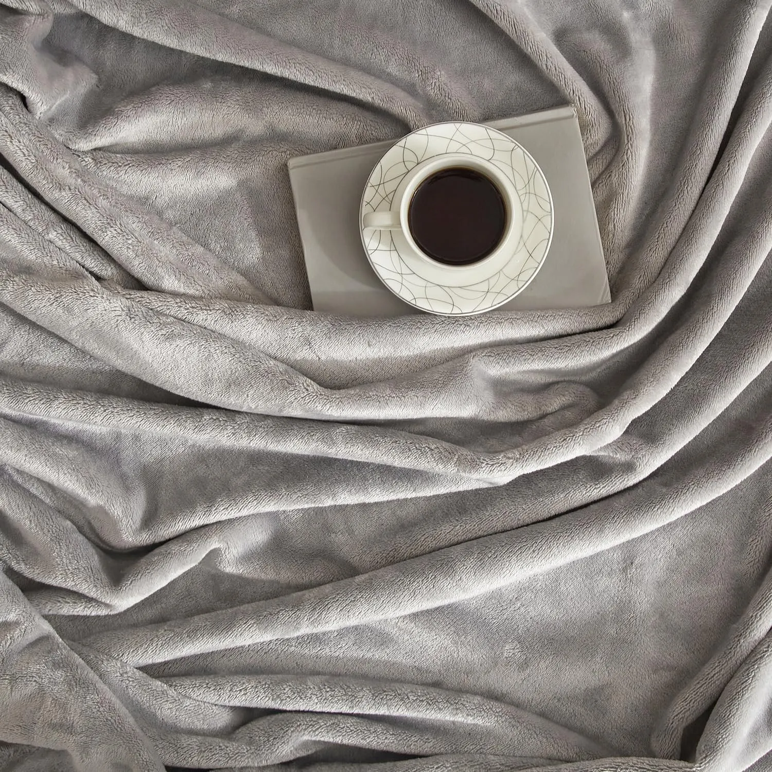 Silk Touch Fleece Blanket - 350 GSM Cozy | Anti-Static Microfiber | Couch & Bed Throw